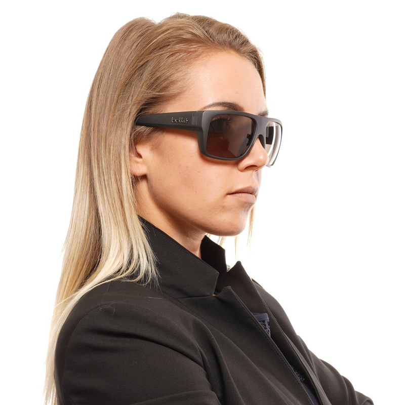 Black plastic sunglasses-null