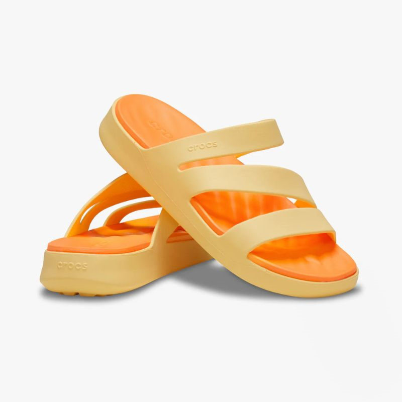 Crocs women getaway strappy sandal image number null