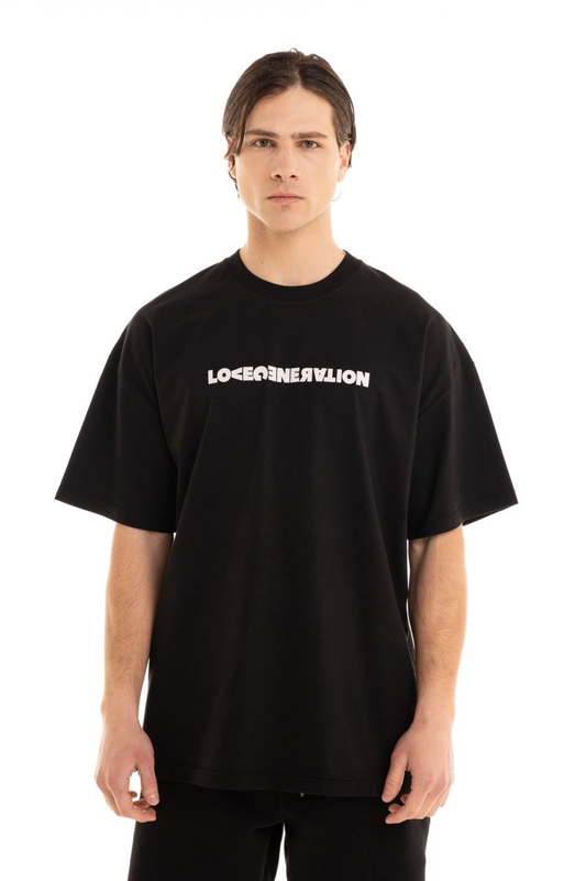 Oversized t-shirt image number null
