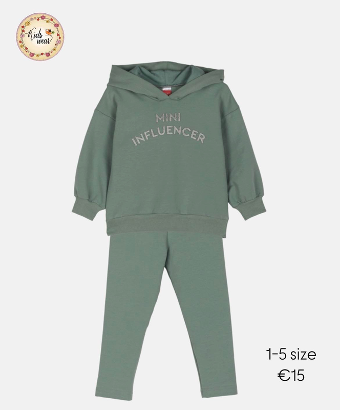 Mini influencer-null