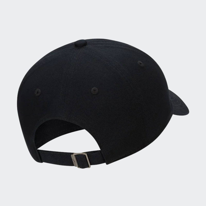 Club hat-null
