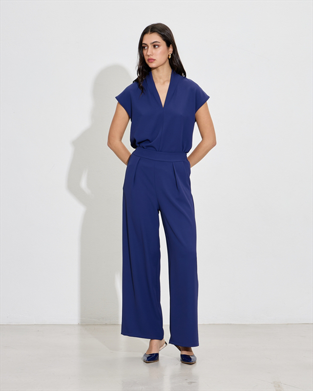 Trouser lightweight image number null