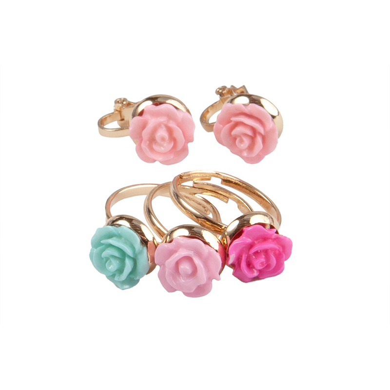 Great pretenders boutique rose rings & earring set, 3 rings, 1 set of clip on earrings image number null