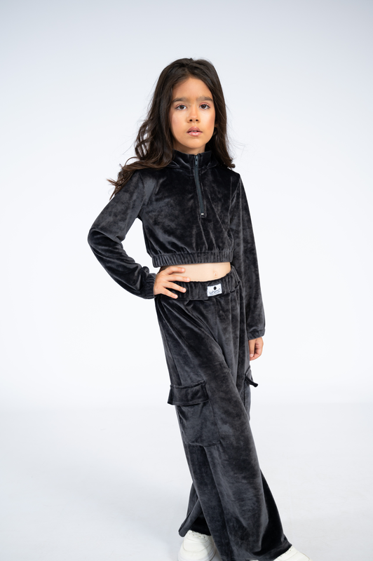 Black velvet set hoodie with wide-leg pants image number null
