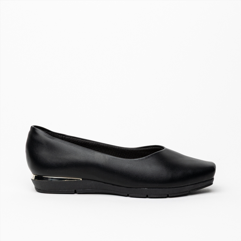 Piccadilly moccasin comfort wedge low pumps in black-null