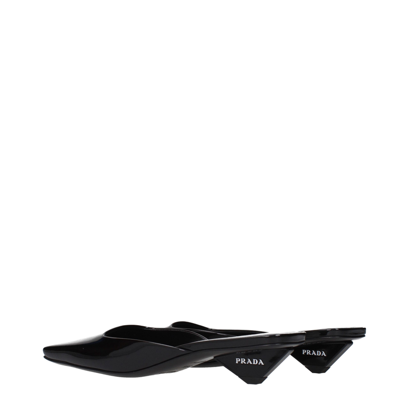 Black leather flat sandals-null