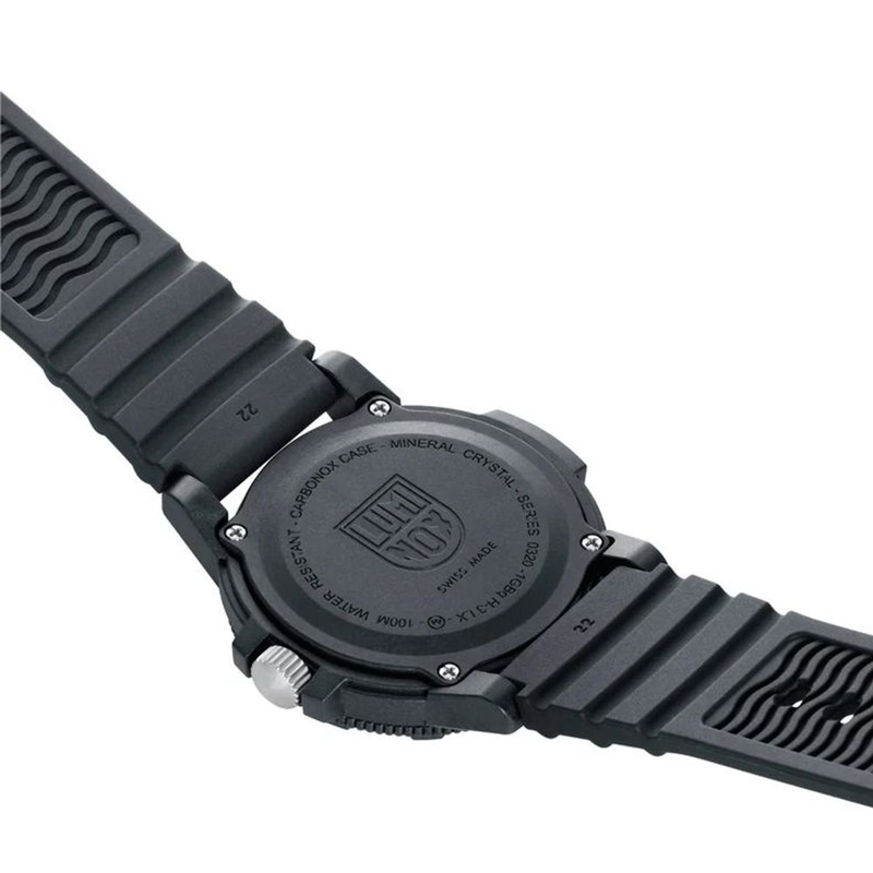Blue resin sport watch-null