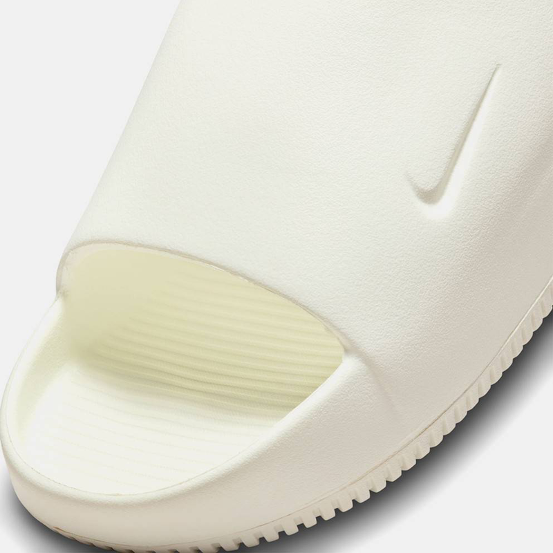 Womens calm slide image number null