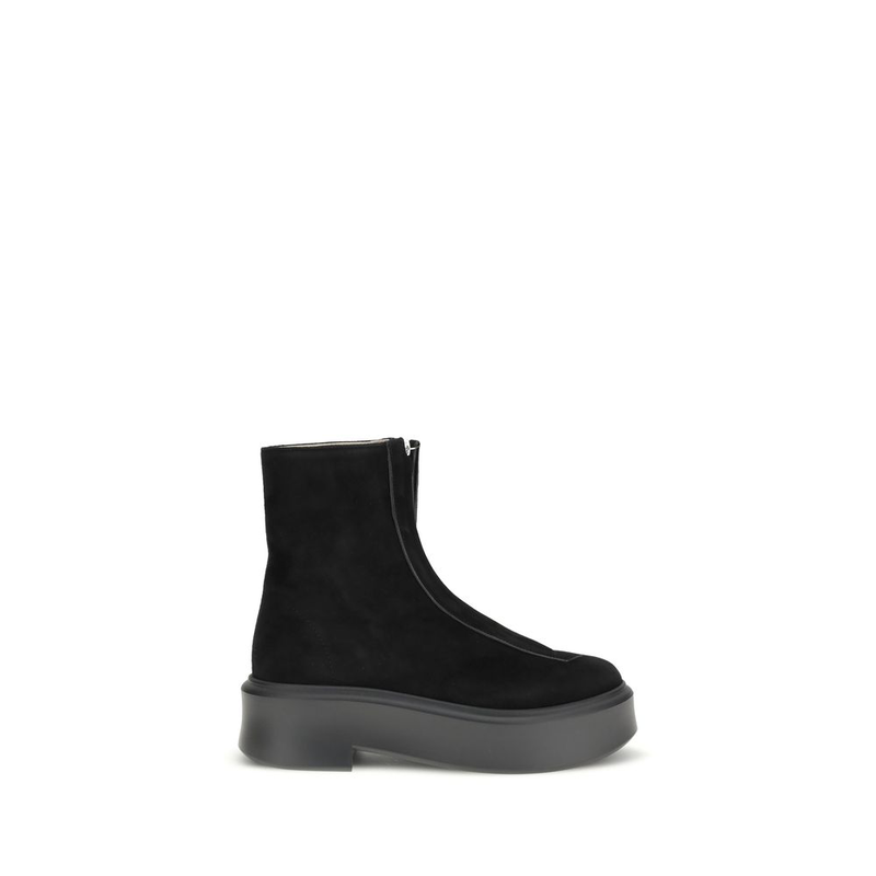 Black calf leather bos taurus lace-up boots-null