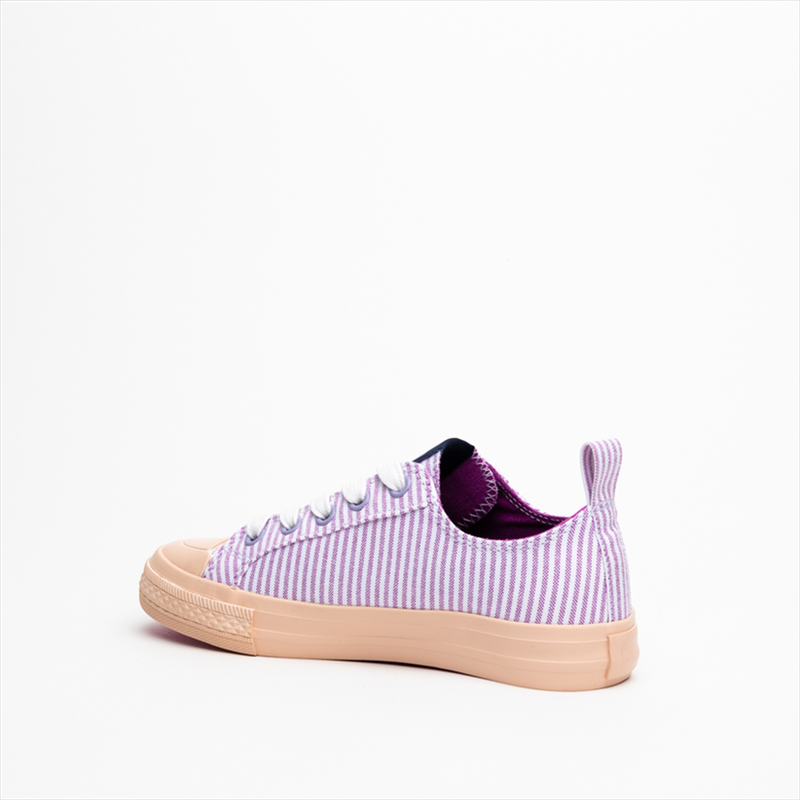 Gap textured striped girls sneakers image number null