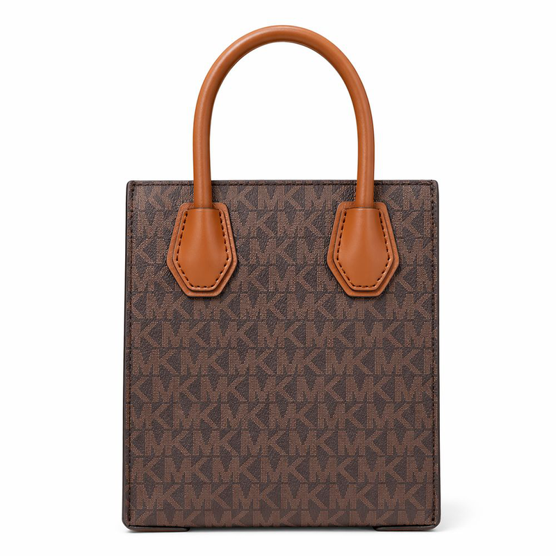 Brown fur handbag-null