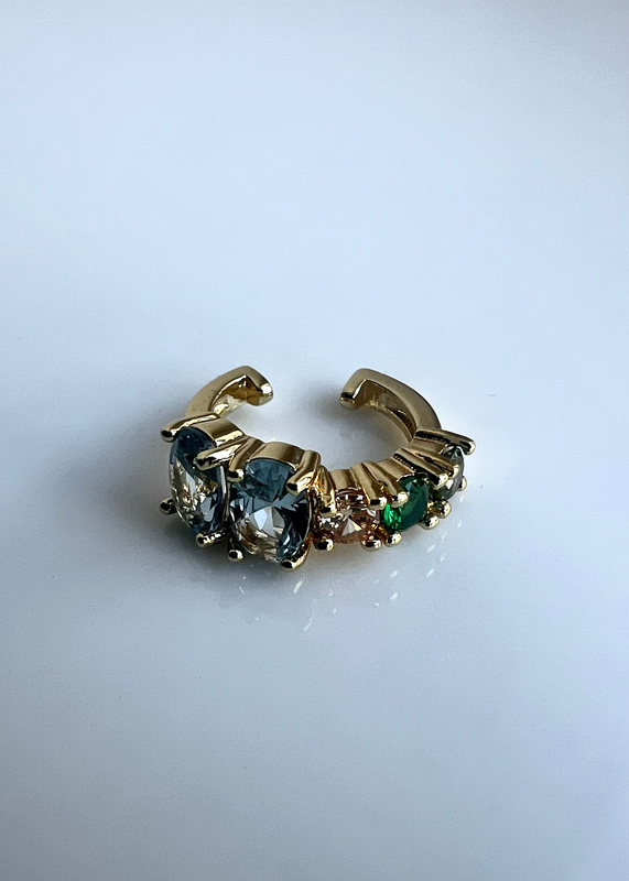 Ear cuff-null