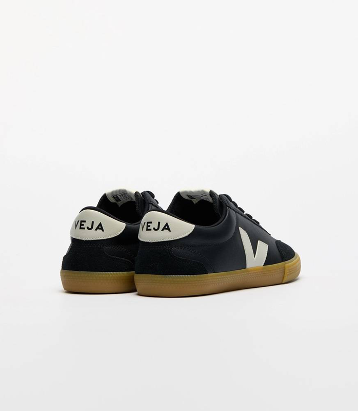 Veja volley organic leather shoes-null