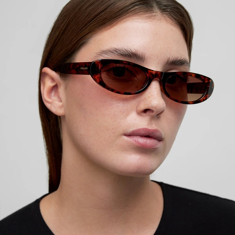 Meller malaika unisex polaroid &gamma;&upsilon;&alpha;&lambda;&iota;ά &eta;&lambda;ί&omicron;&upsilon; &mu;&epsilon; &kappa;&alpha;&phi;έ &tau;&alpha;&rho;&tau;&alpha;&rho;&omicron;ύ&gamma;&alpha; &kappa;&omicron;&kappa;&kappa;ά&lambda;&iota;&nu;&omicron; &sigma;&kappa;&epsilon;&lambda;&epsilon;&tau;ό &kappa;&alpha;&iota; &kappa;&alpha;&phi;έ &phi;&alpha;&kappa;ό ml-tiggbrown, tigris brown-null