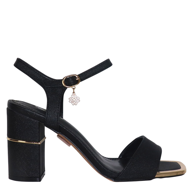 Migato &gamma;&upsilon;&nu;&alpha;&iota;&kappa;&epsilon;ί&omicron; &pi;έ&delta;&iota;&lambda;&omicron;-null