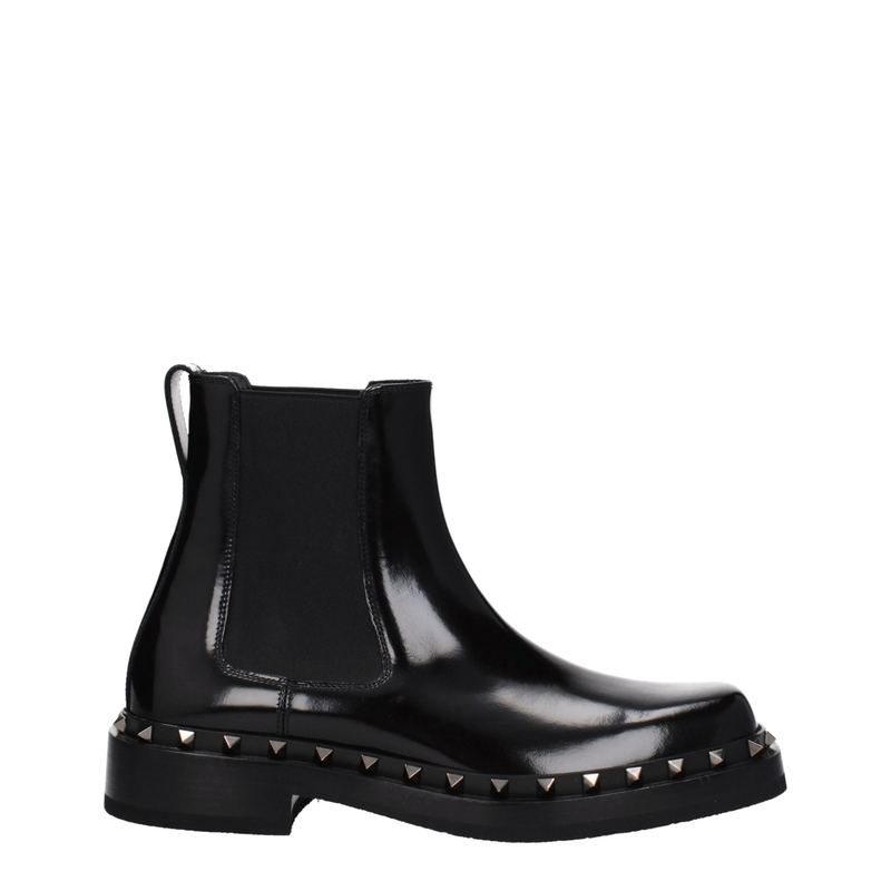 Black leather ankle boots-null