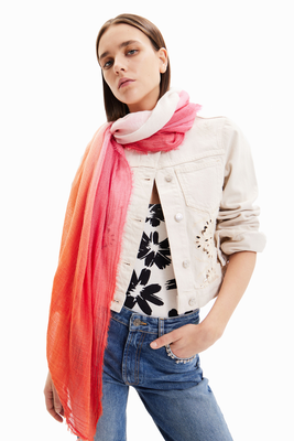 Decrade scarf