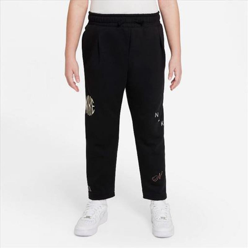 Nike sportswear-null