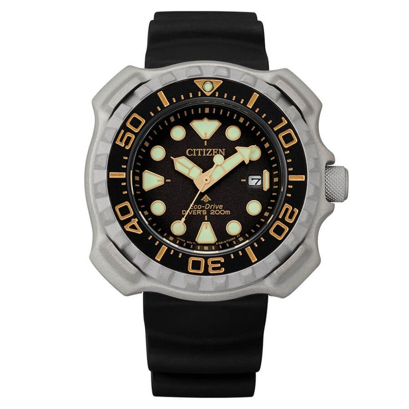 Black rubber sport watch-null