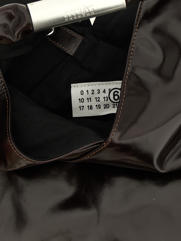 Brown cowhide handbag-null
