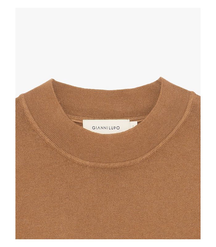 Gianni lupo sweater-null
