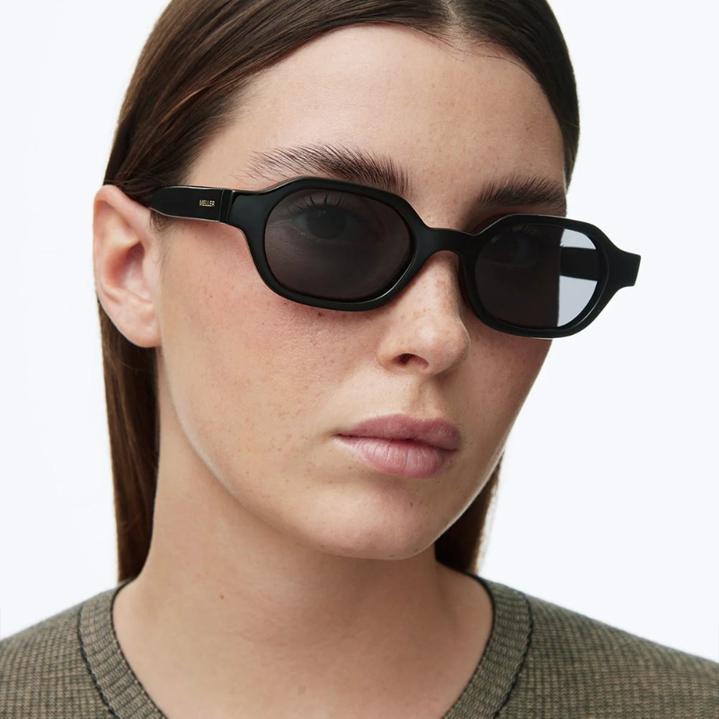 Meller cumbi unisex polaroid &gamma;&upsilon;&alpha;&lambda;&iota;ά &eta;&lambda;ί&omicron;&upsilon; &mu;&epsilon; &mu;&alpha;ύ&rho;&omicron; &kappa;&omicron;&kappa;&kappa;ά&lambda;&iota;&nu;&omicron; &sigma;&kappa;&epsilon;&lambda;&epsilon;&tau;ό &kappa;&alpha;&iota; &mu;&alpha;ύ&rho;&omicron; &phi;&alpha;&kappa;ό cu-tutcar, all black-null