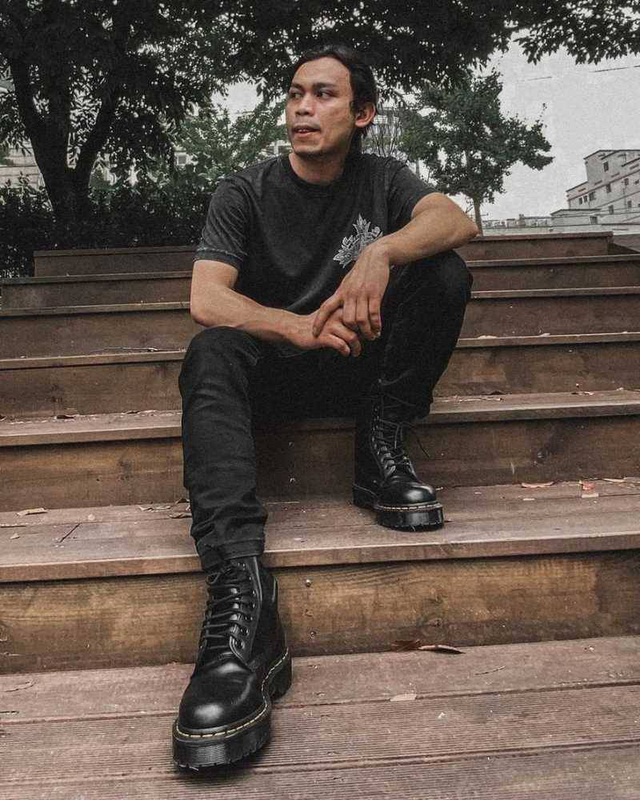 Dr. Martens bex smooth leather boots-null