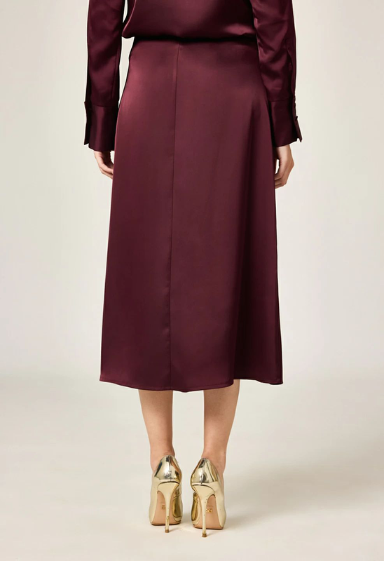 Desire satin skirt with slit image number null