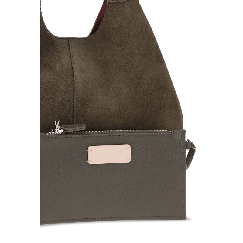 Brown calf leather bos taurus shoulder bag-null