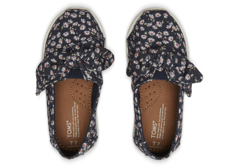 Toms tiny seasonal classics-null