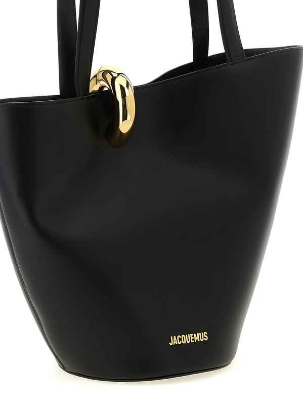 Black cowhide shoulder bag-null