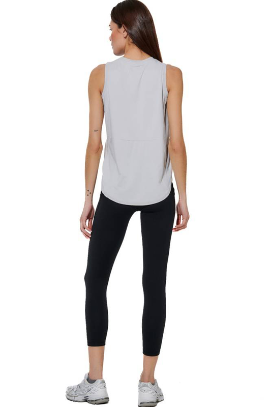 Women's loose breathable sleeveless yoga top-null