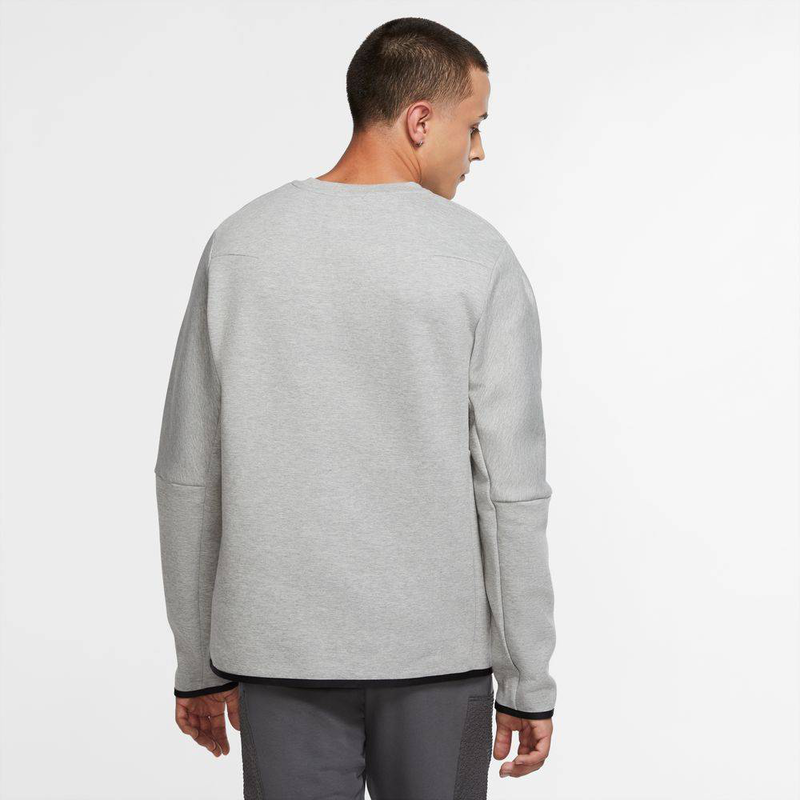 Tech fleece crew image number null