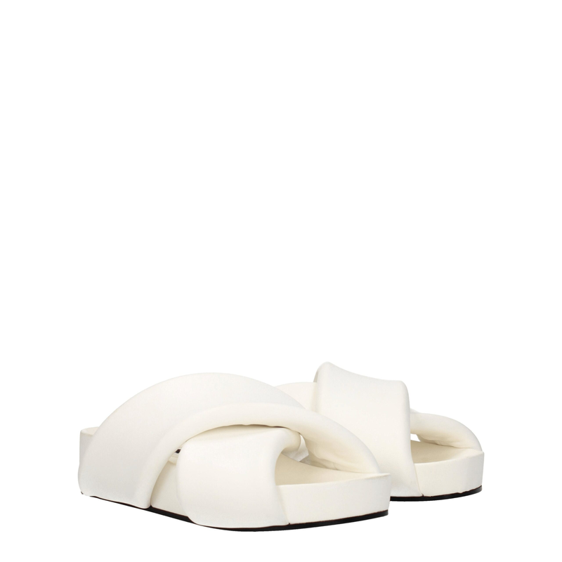 White leather slippers-null
