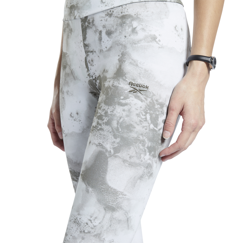 Product image: Reebok women classics cloud splatter legging (h58675)-null