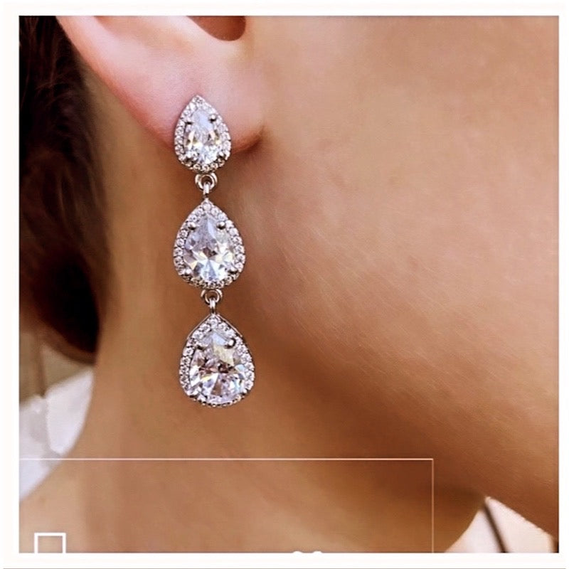 Product image: Bride to be earrings-null