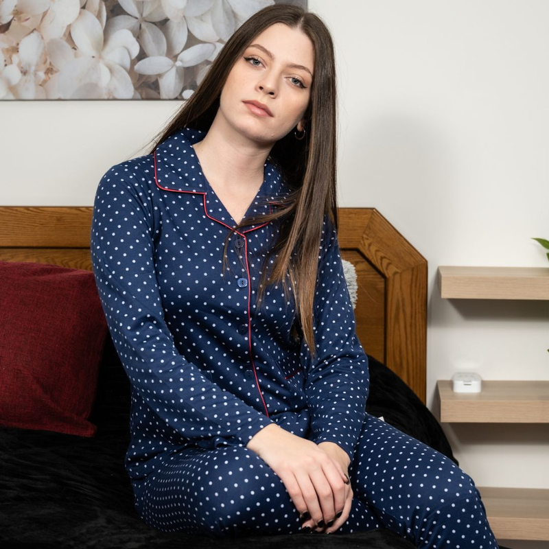 Ladys pajama with buttom in flanel fabric #it-5811-null