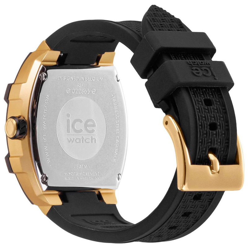 Black synthetic sport watch-null