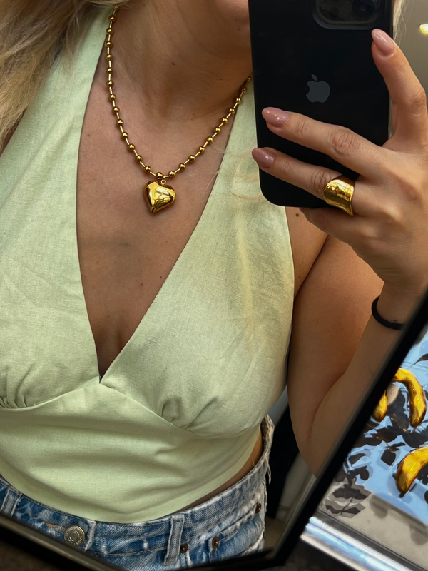 Heart necklace image number null