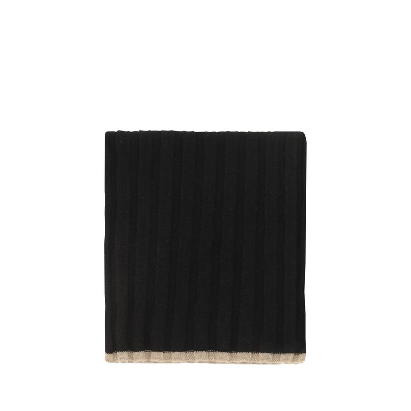Black cashmere scarf-null