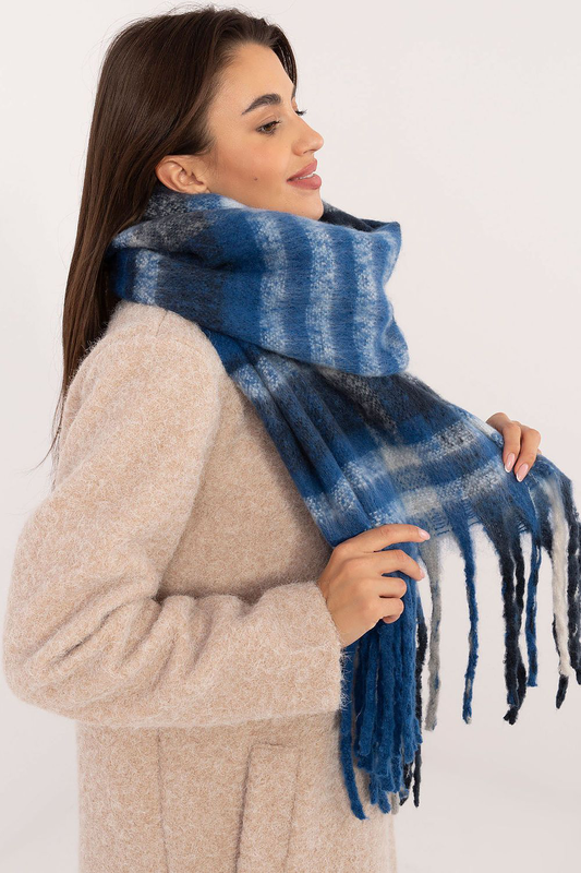 Shawl at image number null