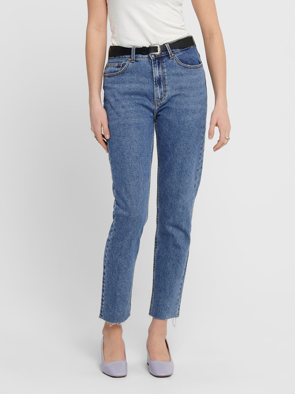 Only emily jeans image number null