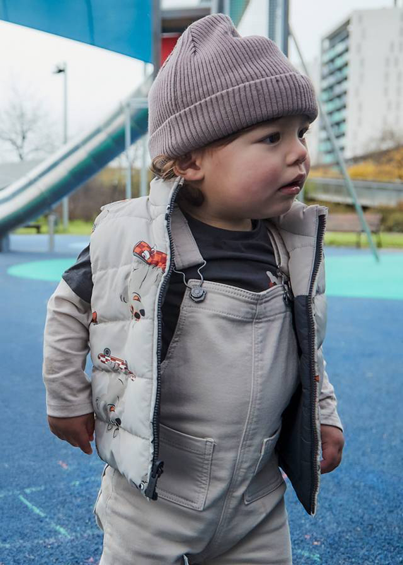 &Sigma;&alpha;&lambda;&omicron;&pi;&epsilon;&tau;&alpha; &kappa;&alpha;&pi;&alpha;&rho;&tau;&iota;&nu;&epsilon; &alpha;&pi;&alpha;&lambda;&eta;-null