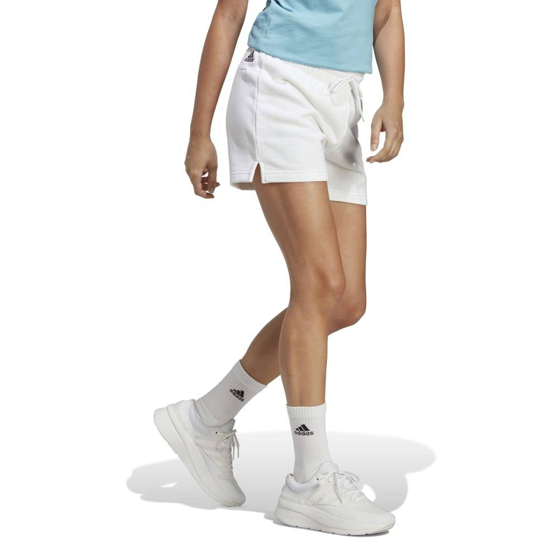 Women lin freelift sho image number null