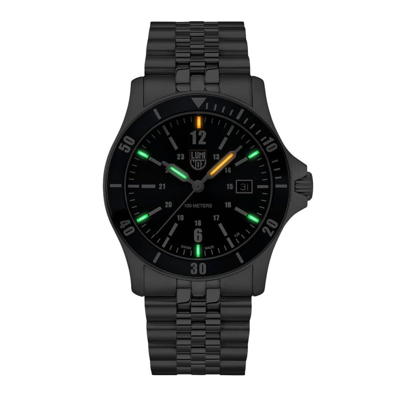 Gray stainless steel sport watch-null