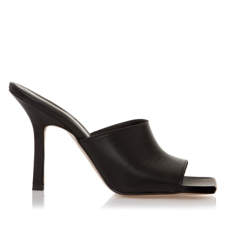 Sante sandals image number null