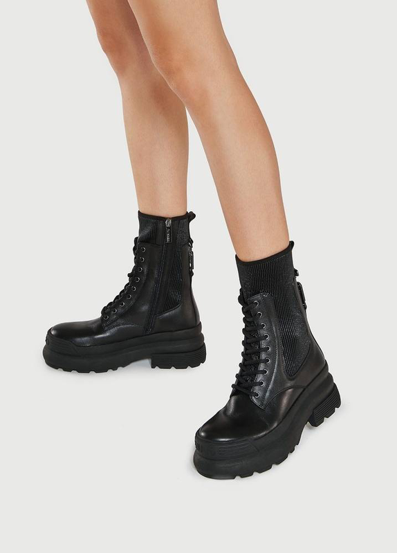 Product image: Amy 06 - combat boots with pleats-null