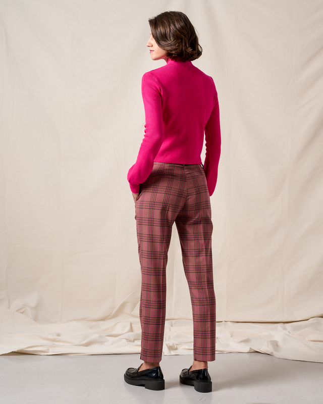 Trouser chinos checkered image number null