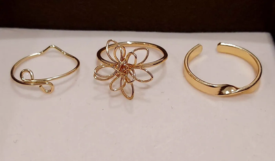 Triplets, Gold, medium