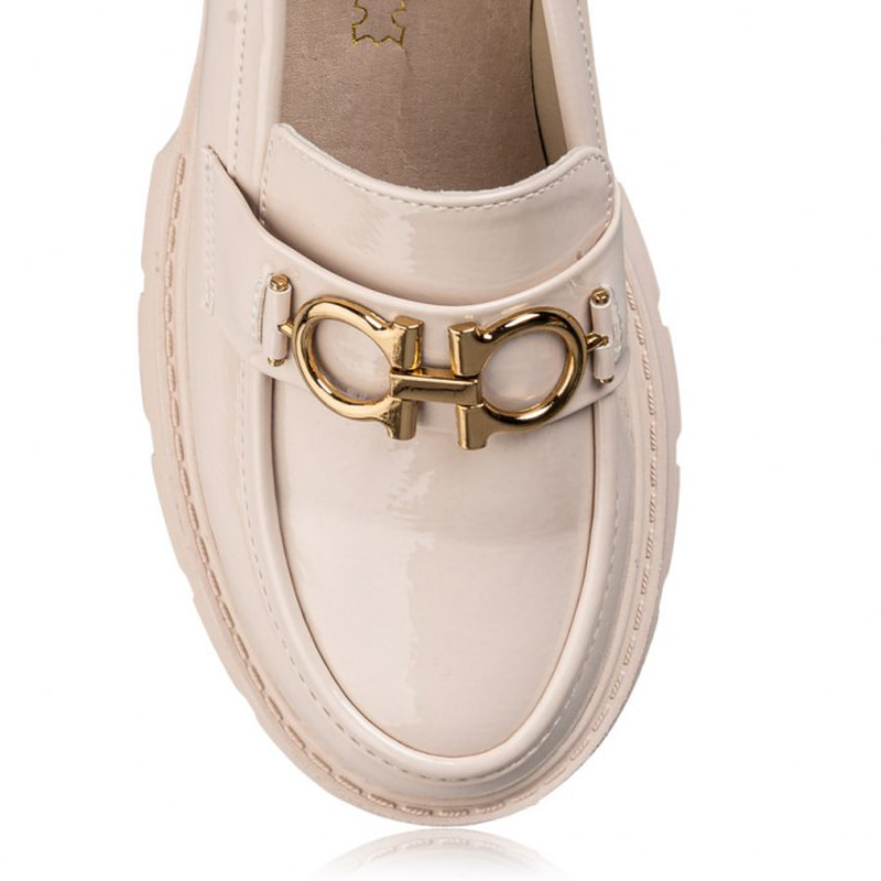 Chunky loafers by envie shoes - beige-null